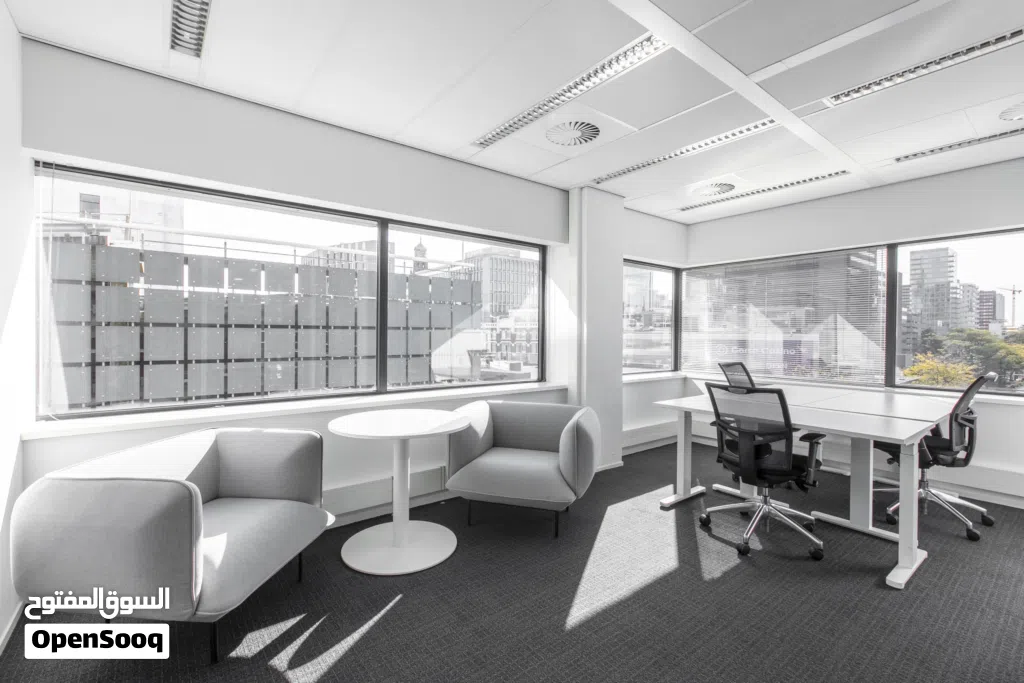 Private office space for 3 persons in DUQM, Squadra