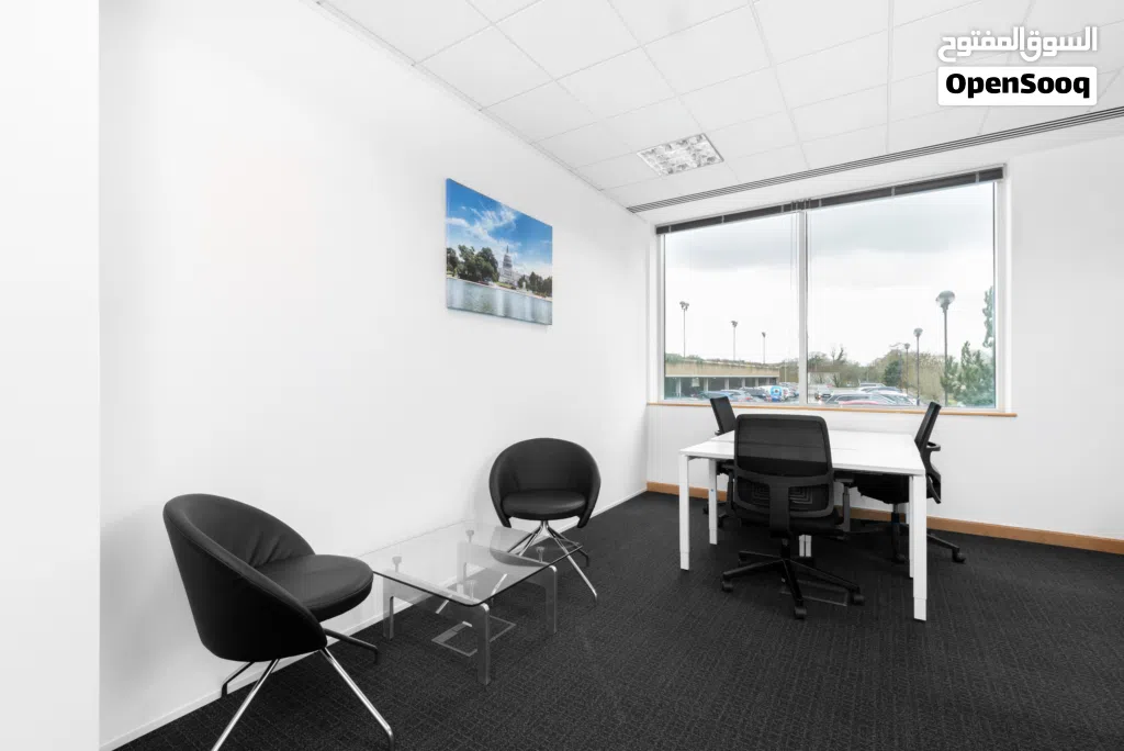 Private office space for 3 persons in MUSCAT, Shatti Al Qurum