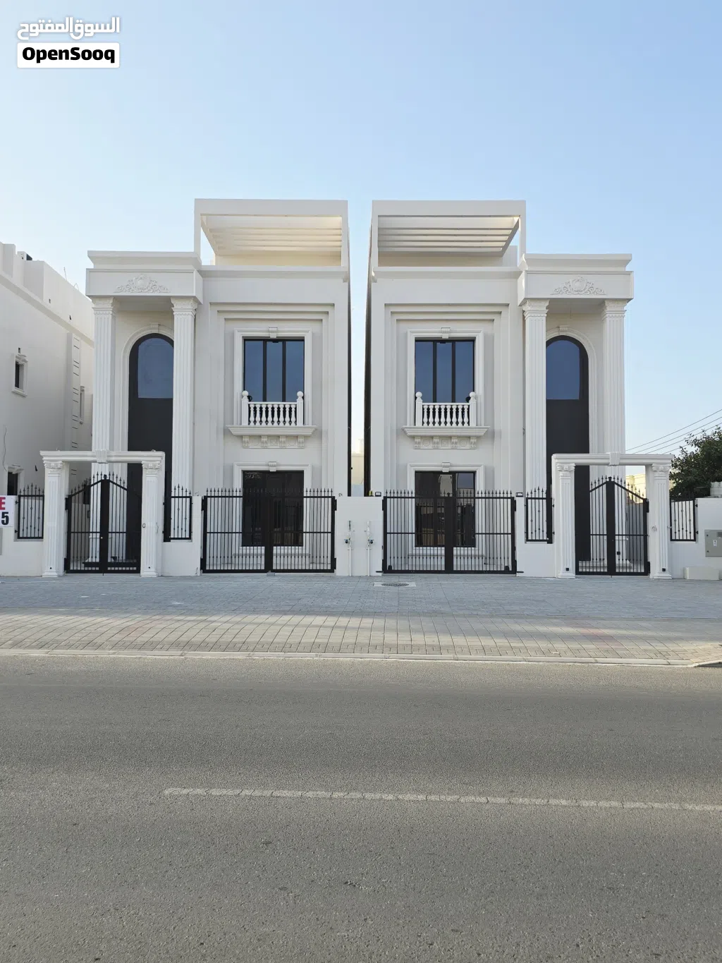 460 m2 More than 6 bedrooms Villa for Sale in Muscat Al-Hail