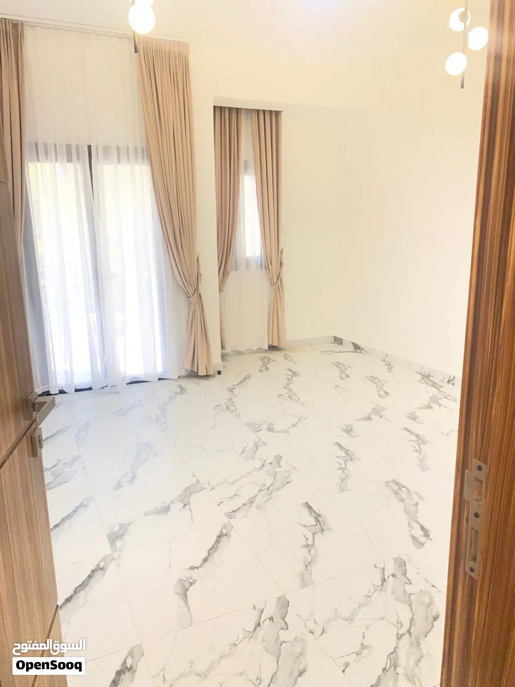 102 m2 2 Bedrooms Apartments for Rent in Muscat Seeb