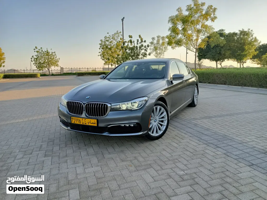 2018 BMW 7 Series 740i Sedan