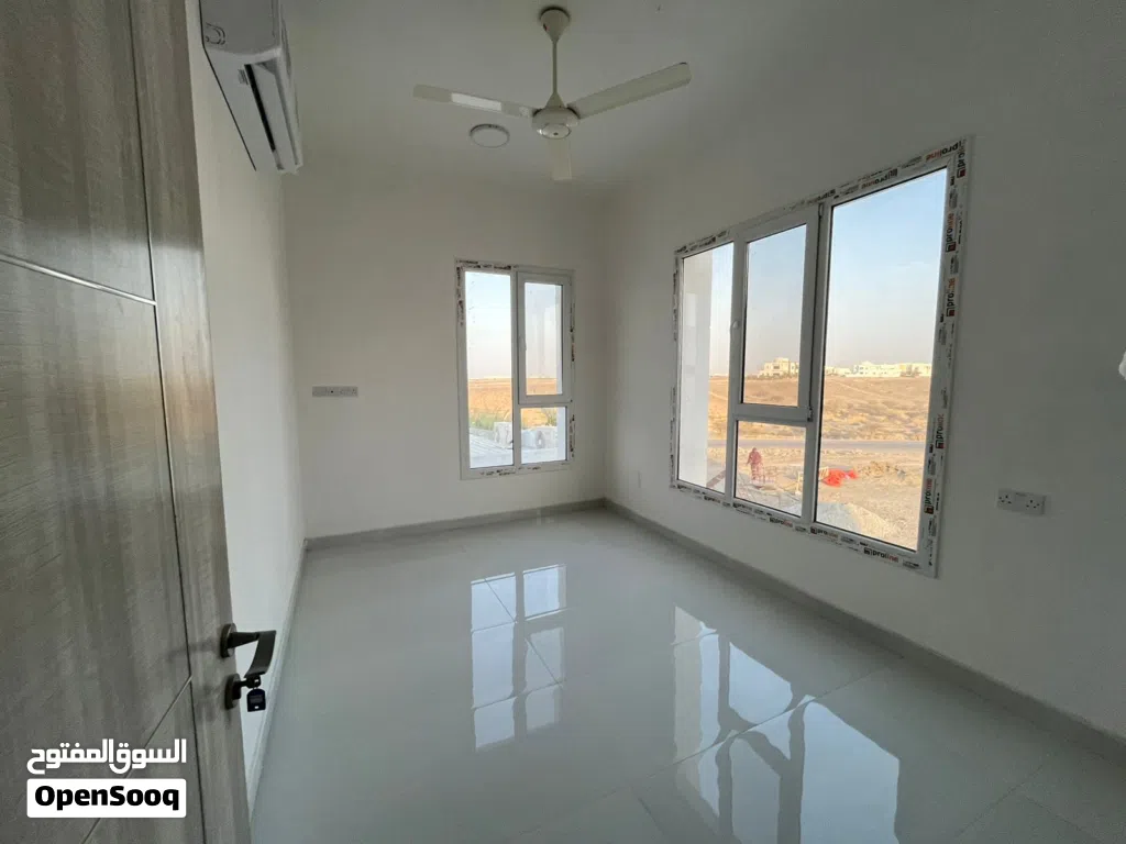 Unfurnished Monthly in Muscat Al Maabilah