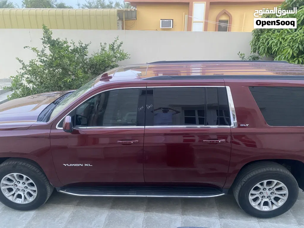2019 GMC Yukon XL SLT
