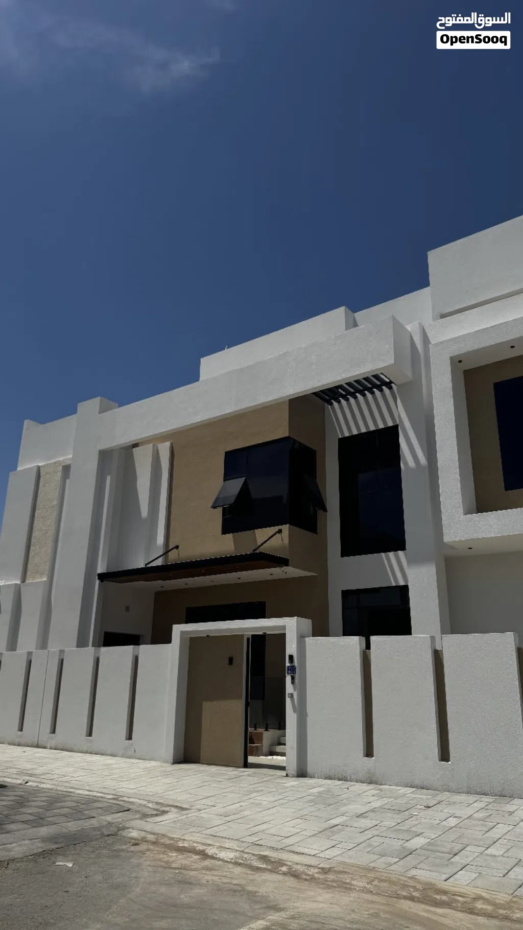 599 m2 More than 6 bedrooms Villa for Sale in Muscat Al Khoud