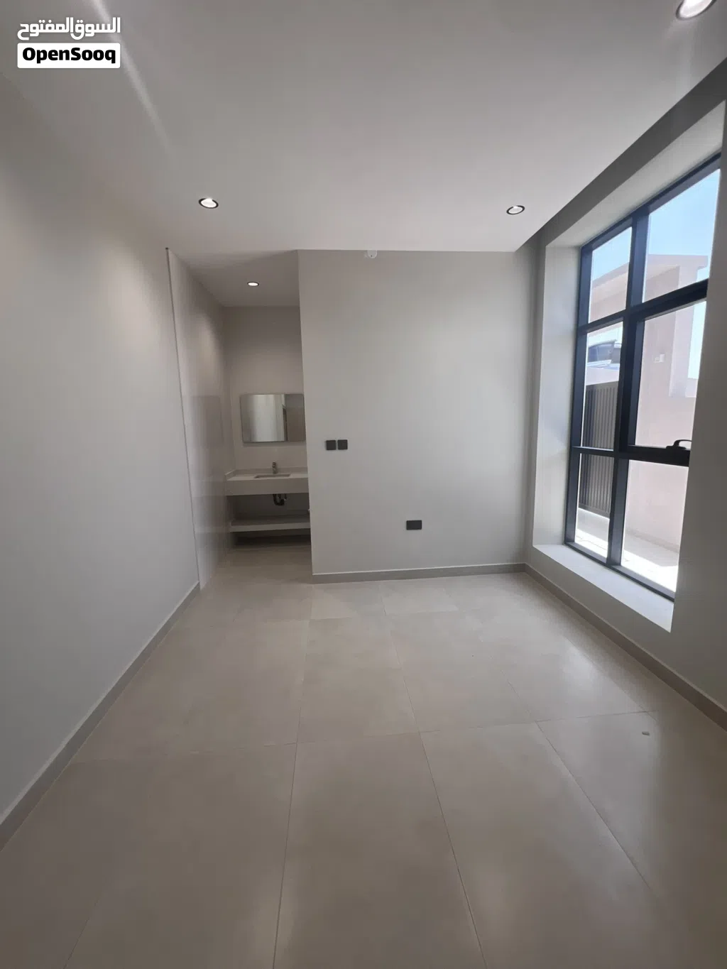145 m2 4 Bedrooms Apartments for Sale in Muscat Al Maabilah