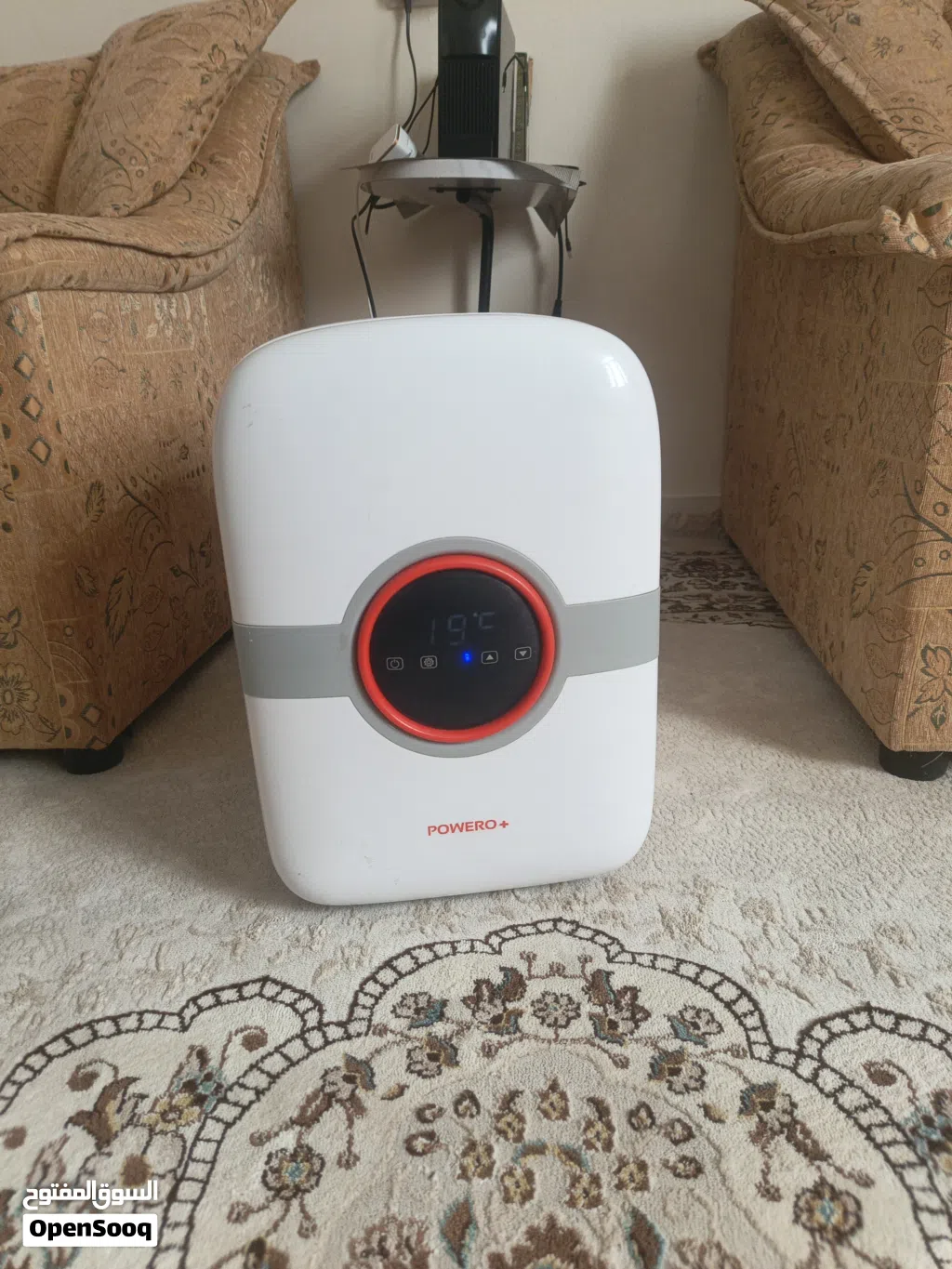 [Imported listing] ثلاجة صغيرة بحالة ممتازة Price: 25 OMR Category: Electronics &amp; Appliances / Other Small Kitchen Appli...