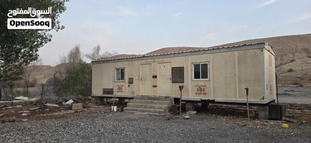 Wooden forta Cabin used in very good condition Include kitchen &amp; Washrooms