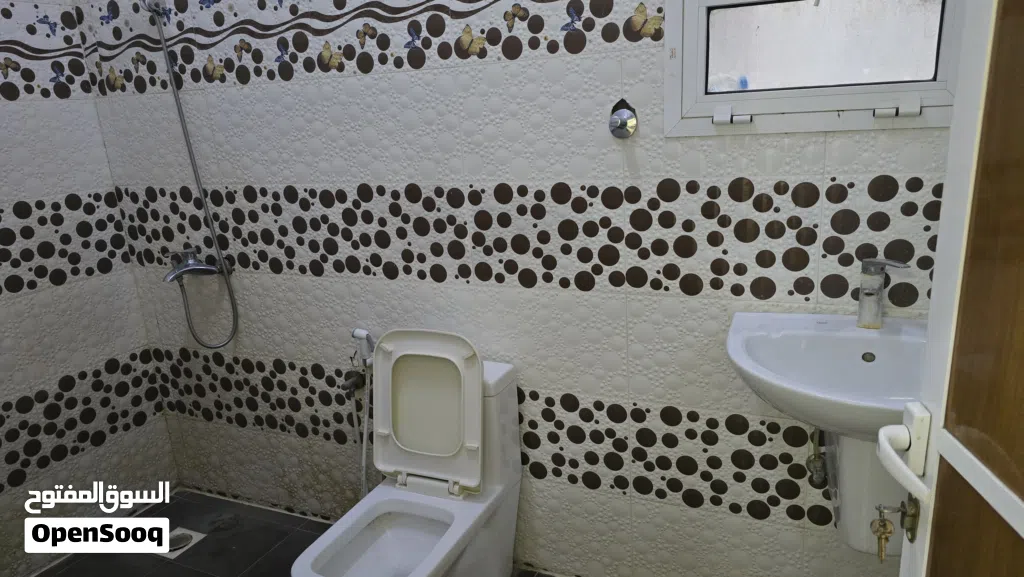 60 m2 2 Bedrooms Apartments for Rent in Al Batinah Sohar