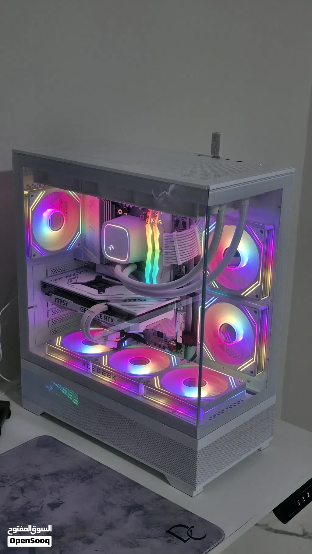 للبيع: Gaming PC قوي (أبيض بالكامل أداء عالي + شكل فاخر ابيض)  يشغل أحدث الألعاب على أعلى إعدادات 4K