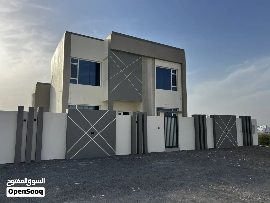 330 m2 4 Bedrooms Villa for Sale in Muscat Amerat