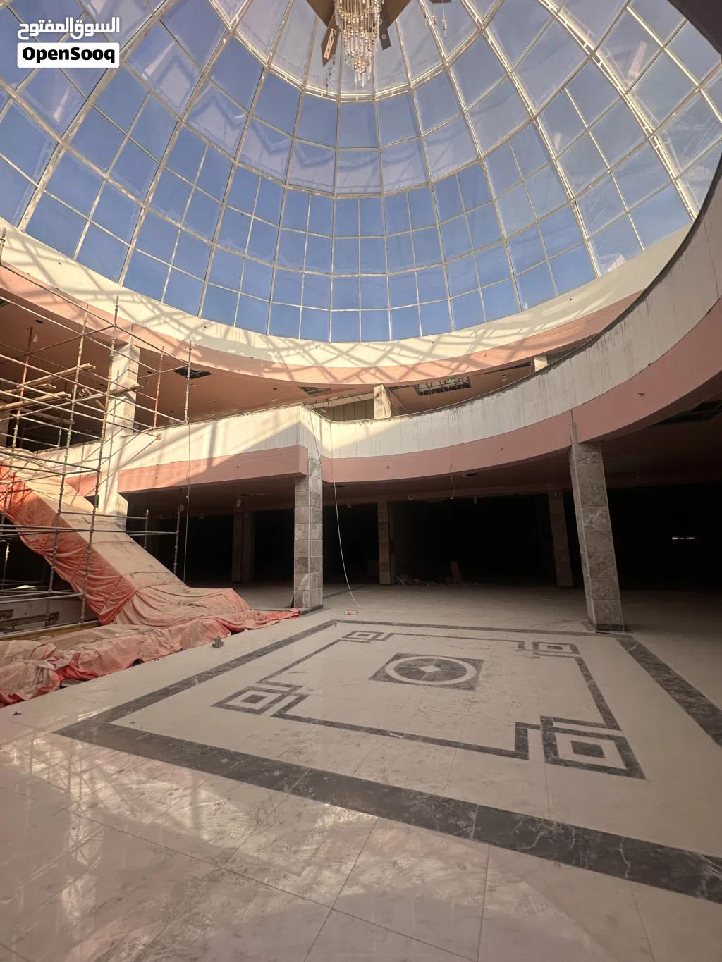 Mega Mall Mabella
