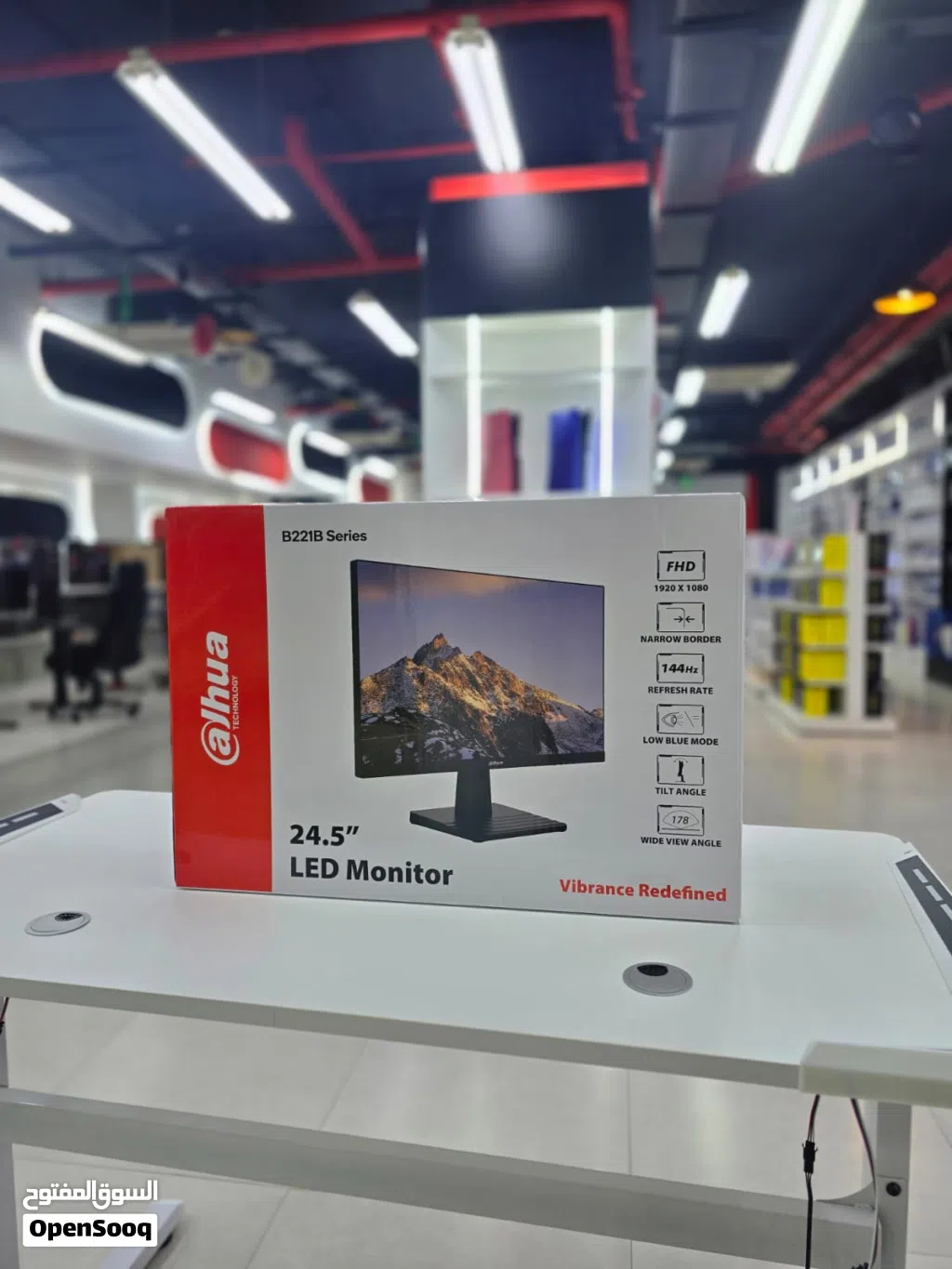 شاشة 24.5 بوصة FHD بدقة عالية ومعدل تحديث 144Hz مناسبة للألعاب والعمل (NS GAMER)