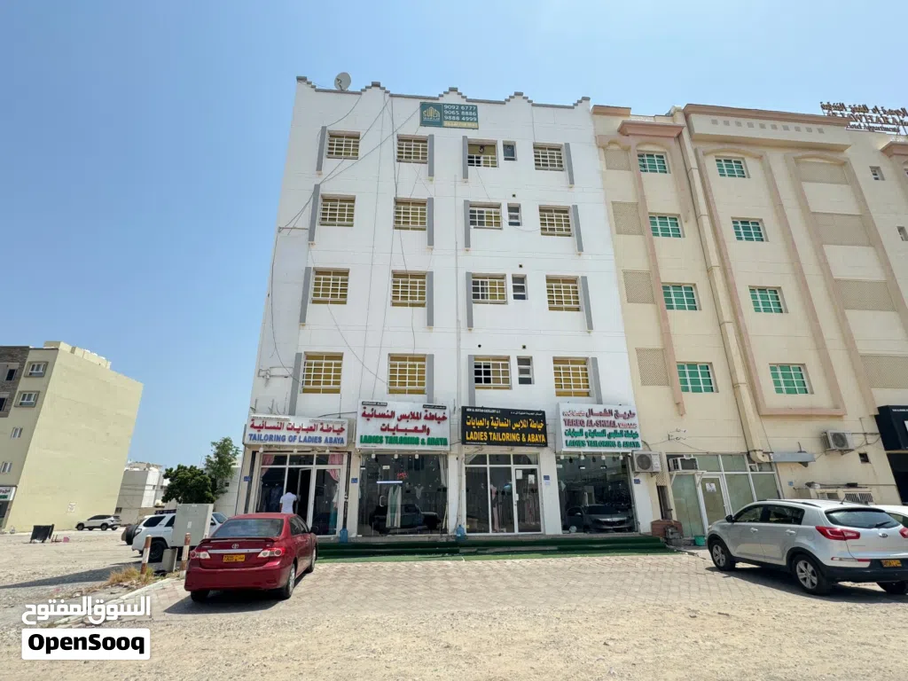 100 m2 2 Bedrooms Apartments for Rent in Muscat Al-Hail