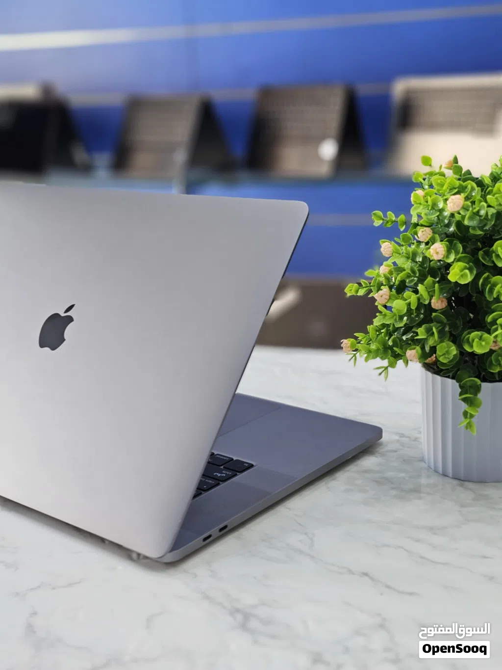 MACBOOK PRO A2141 MODEL 2019 INTEL CORE I7 PROCESSOR 16GB RAM 500GB SSD TOUCH BAR AND ID