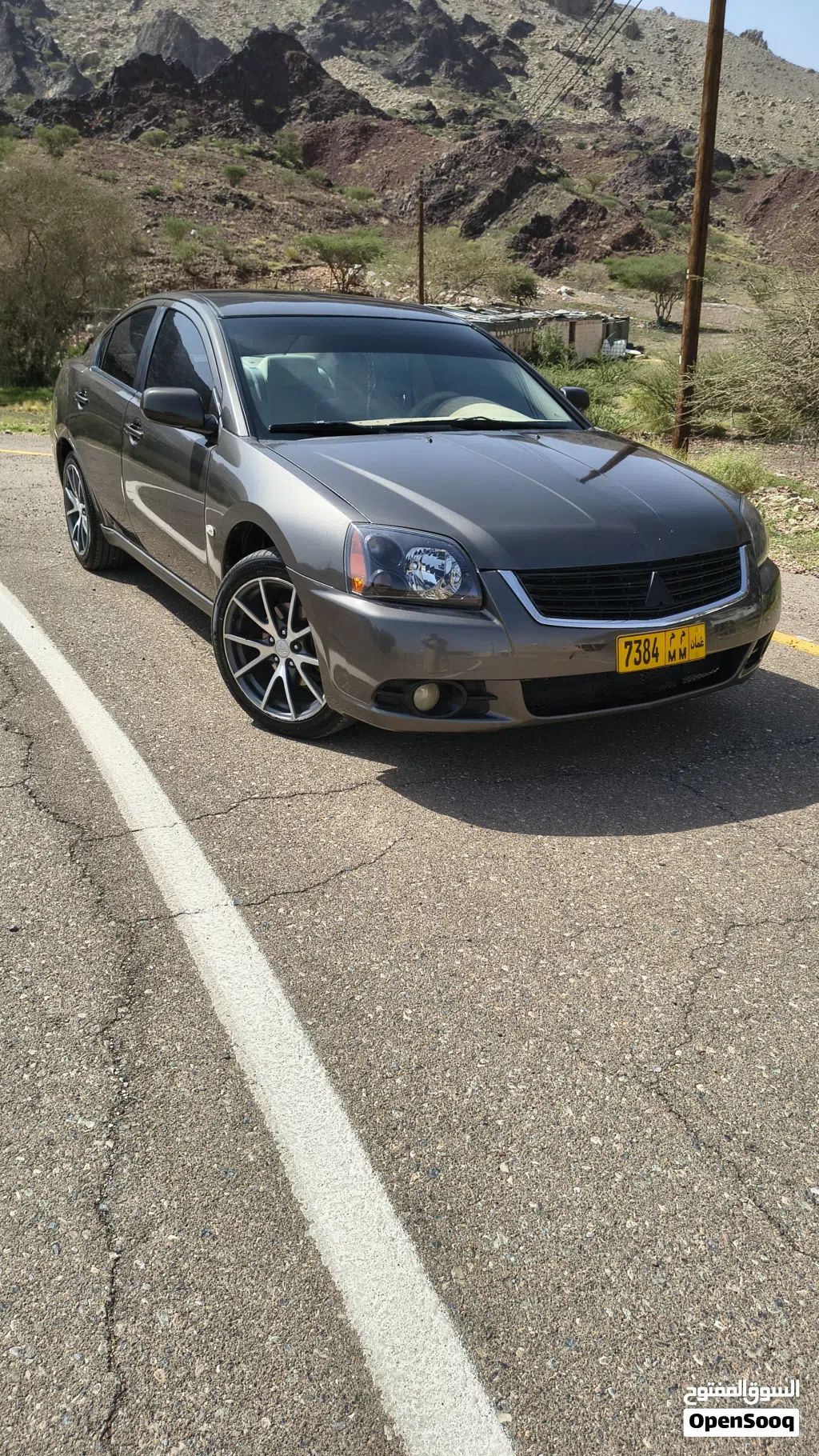 2011, Mitsubishi, Galant, Standard
