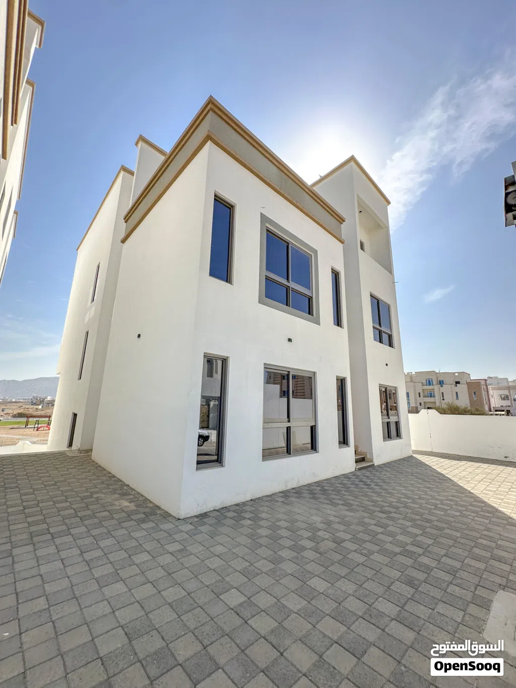 654 m2 More than 6 bedrooms Villa for Sale in Muscat Ansab