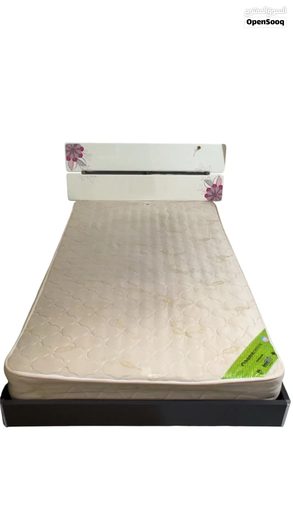 Bed from homecentre original  price is 180