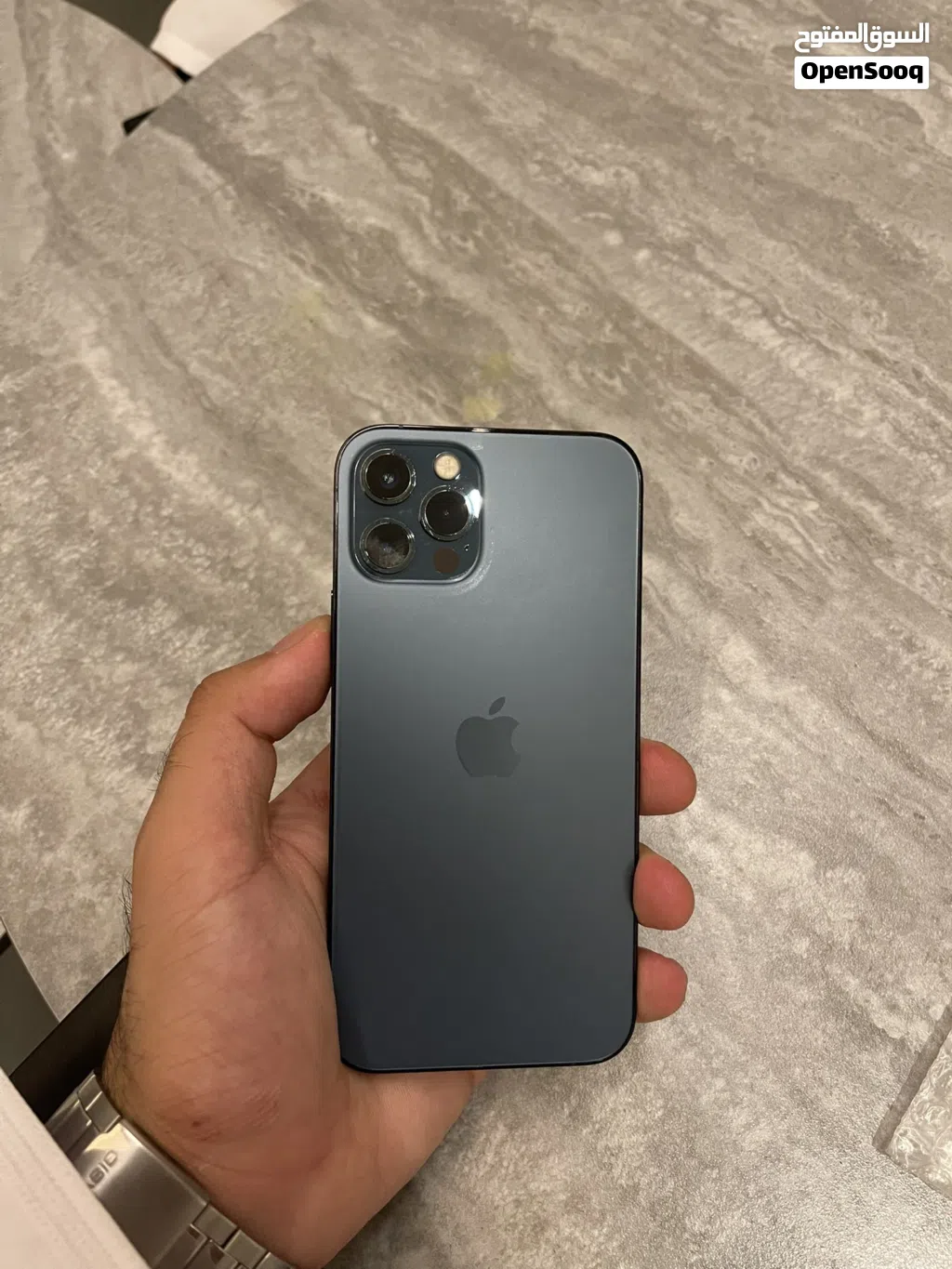 Apple iPhone 12 Pro 256 GB in Muscat