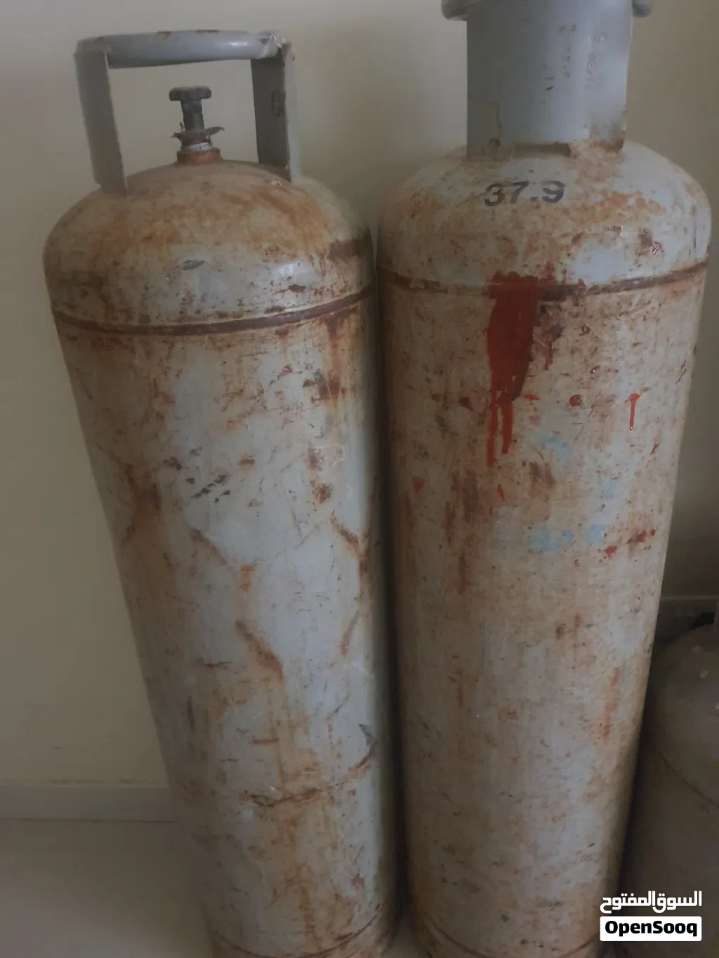 اصطوانة غاز كبيرة