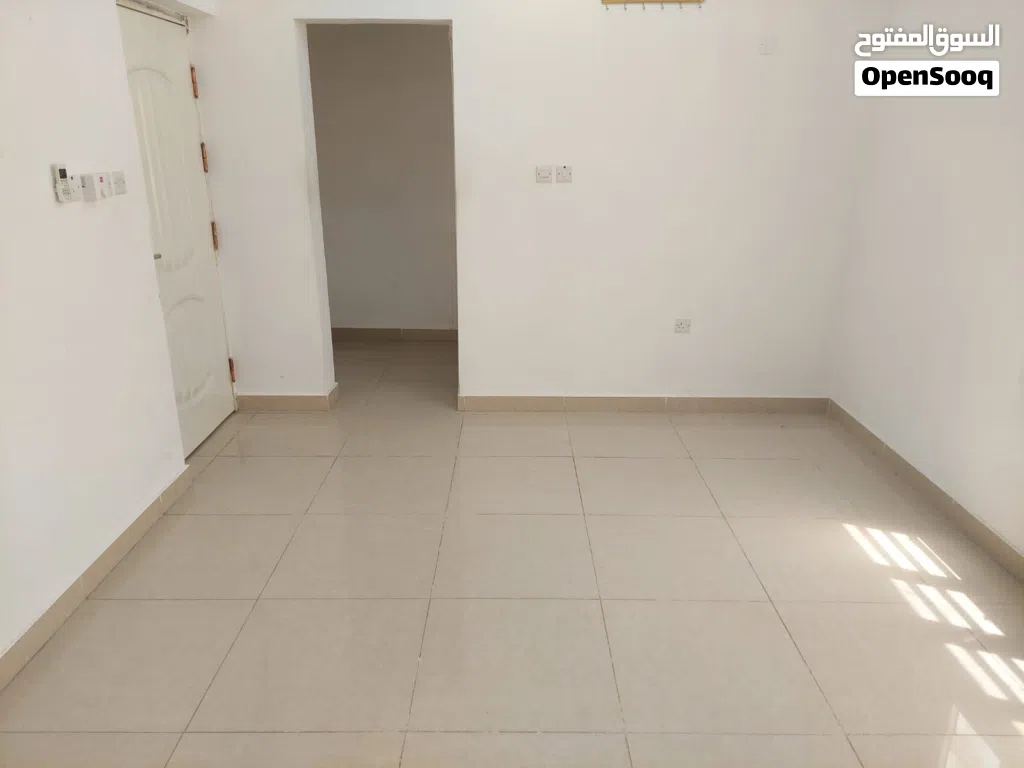 Unfurnished Monthly in Muscat Al Mawaleh