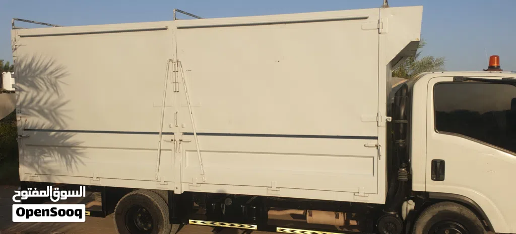 (  الأجار  )    Monthly rental truck or 4-ton contract/  Isuzu