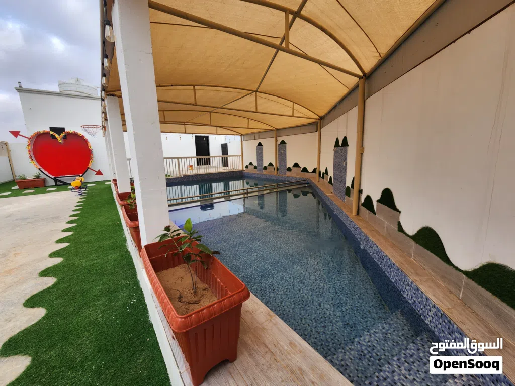 Farmhouse salalah   استراحه او شاليه جديده ب صلاله ريسوت(عدونب) موقعها اول الشارع الرئيسي