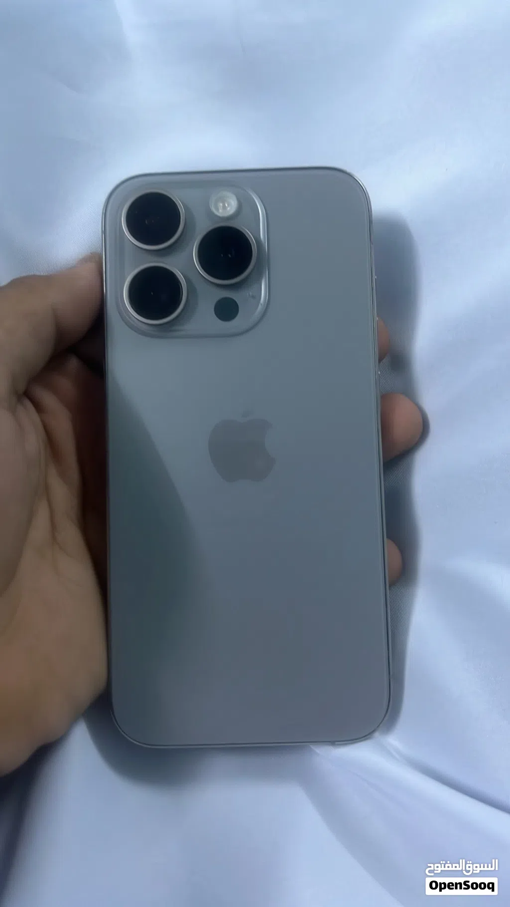 Apple iPhone 15 Pro 128 GB in Al Dakhiliya