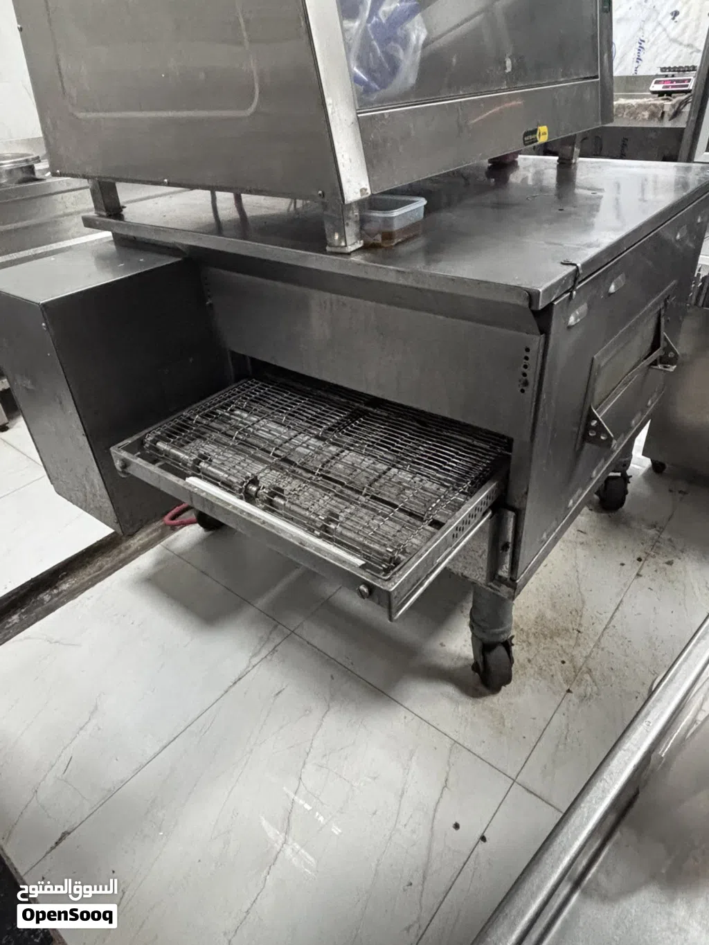 Pizza oven made by Marshal USA very clean and over-hall 70 cm rail Dish washer Fagor Spain under top