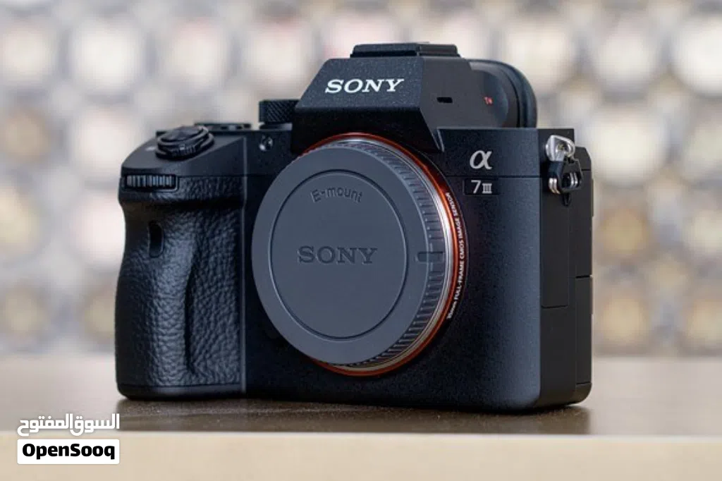 كاميرا Sony A7 III شبه جديدة للبيع