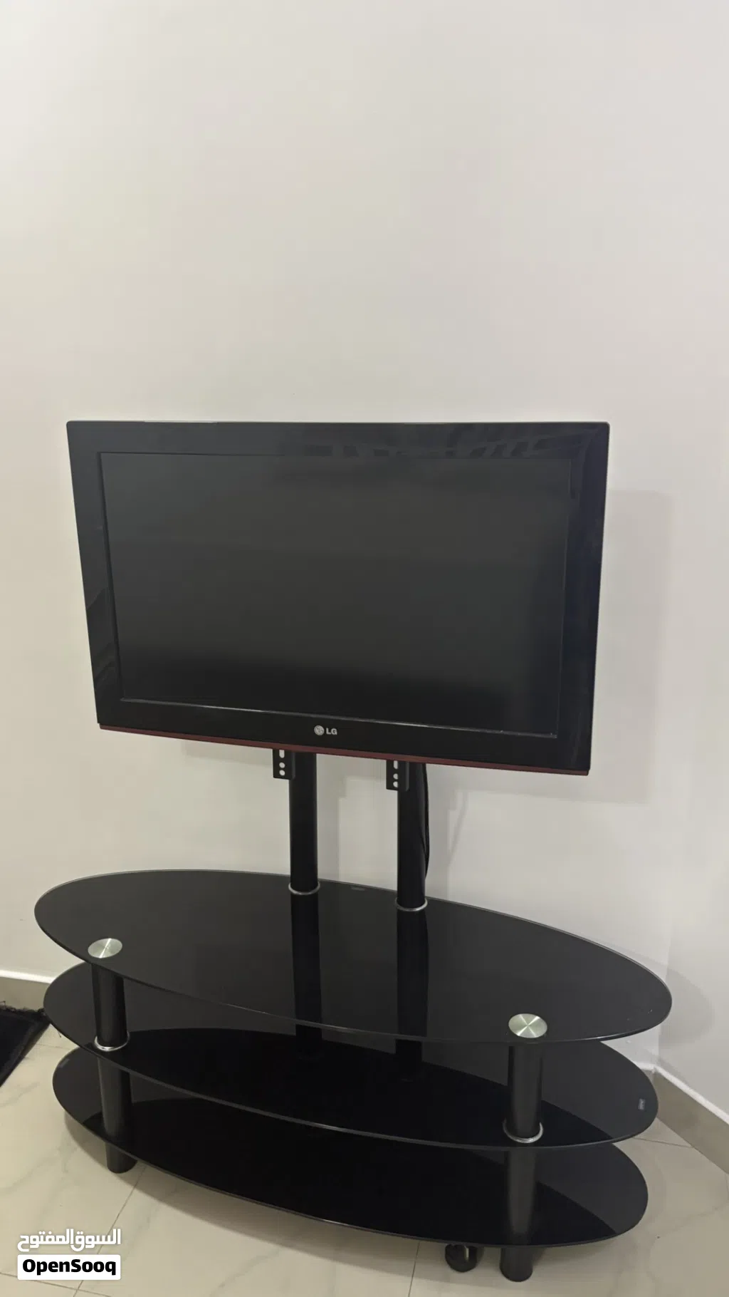 تلفزيون LG للبيع بحاله جيده