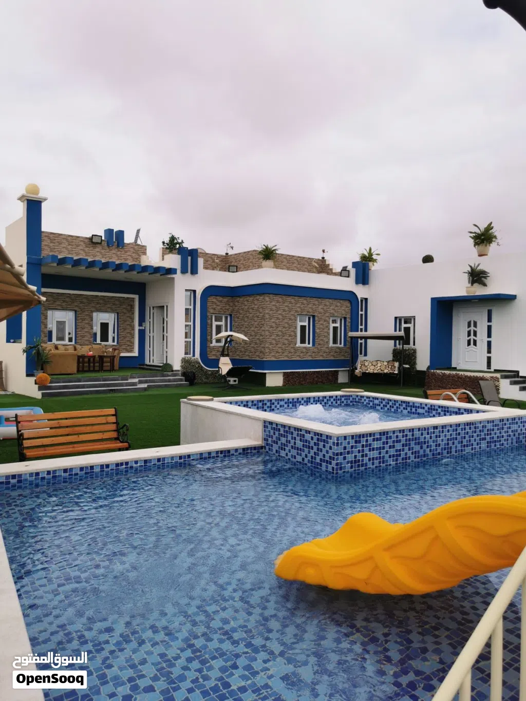 5 Bedrooms Chalet for Rent in Dhofar Salala